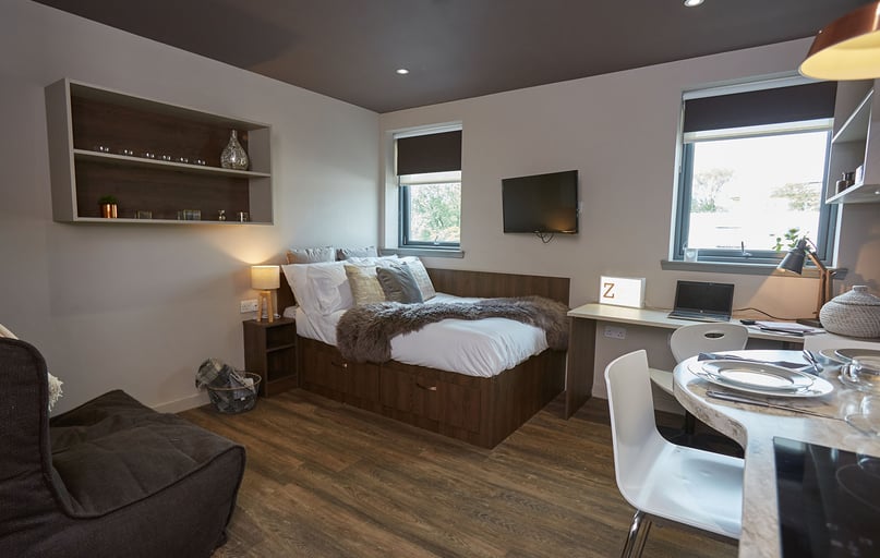 Superior Plus Studio, Woodside House, 90 South Woodside Road, Maryhill, Glasgow - Image 1